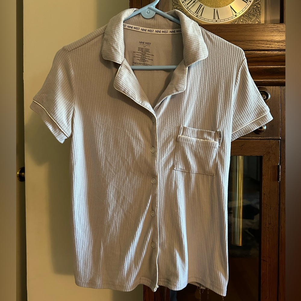 Nine West Size S Beige Pajama Shirt